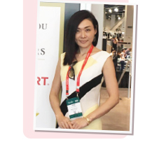 小俣さん at Las Vegas Jewelry Show