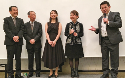 MCの田代さんもご来場!三沢さんや五十嵐さん、塗野さん、髙島さんとのトークショーは大盛り上がり! MCの田代さんもご来場!三沢さんや五十嵐さん、塗野さん、髙島さんとのトークショーは大盛り上がり!