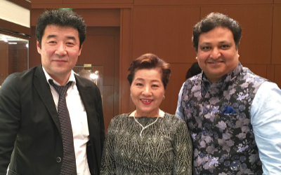 大久保さんもご来場いただき、いたるところでカラーストーンのお話が... 大久保さんもご来場いただき、いたるところでカラーストーンのお話が...