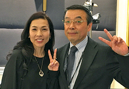 MC石井さんと五十嵐さんにもVサインいただきました! MC石井さんと五十嵐さんにもVサインいただきました!