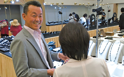 広島感謝祭では西田さんの真珠買い付けの裏話も聞けました! 広島感謝祭では西田さんの真珠買い付けの裏話も聞けました!