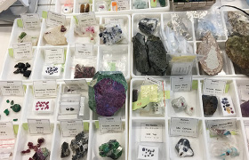 鉱物により、硬さはさまざま 鉱物により、硬さはさまざま