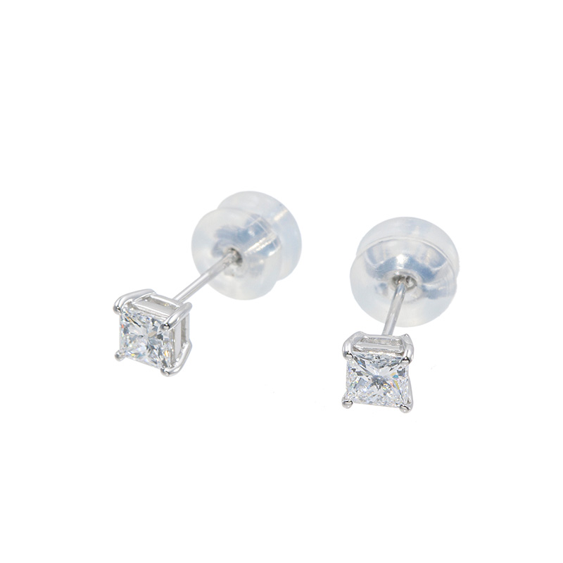 PT950 Dカラーダイヤモンド ピアス D 約0.60ct(D SI1)
