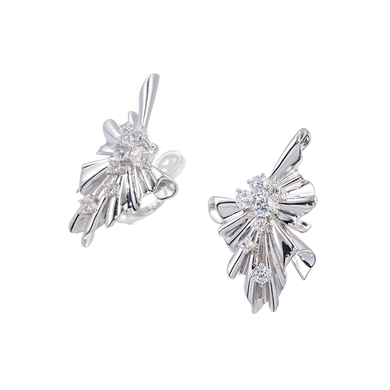 パラジウムシルバー950天然ホワイトジルコンMiaフェザータッチイヤリングZI約2.00ct