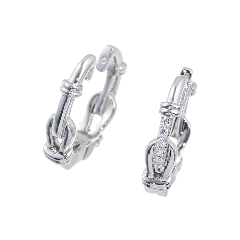 PT950 ダイヤモンド Link ピアリング D 約0.08ct 