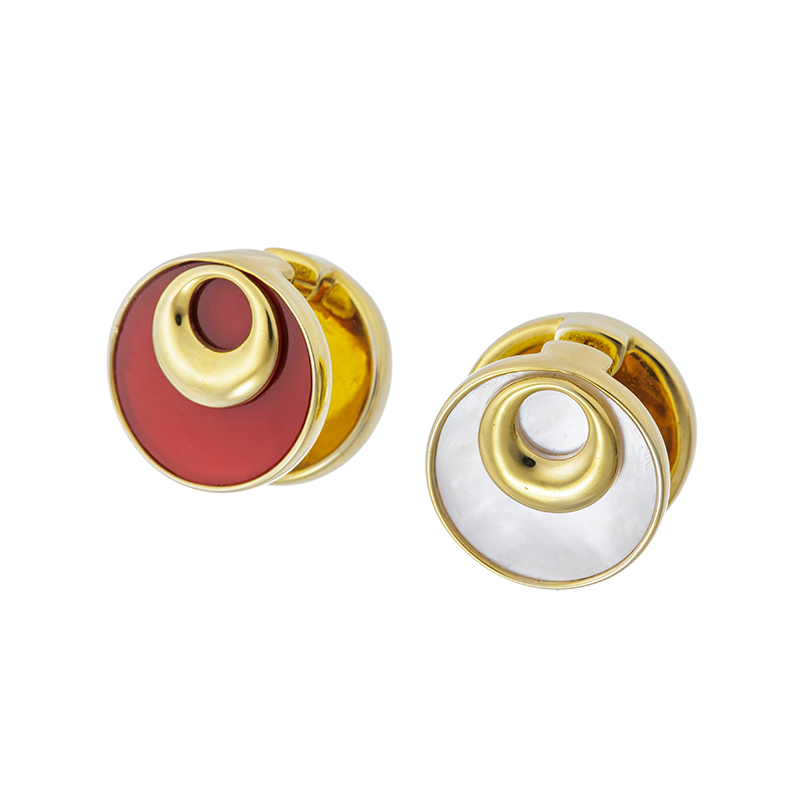 パラジウムシルバー950 白蝶貝 カーネリアン ルナ・イン・オーブ ピアリング