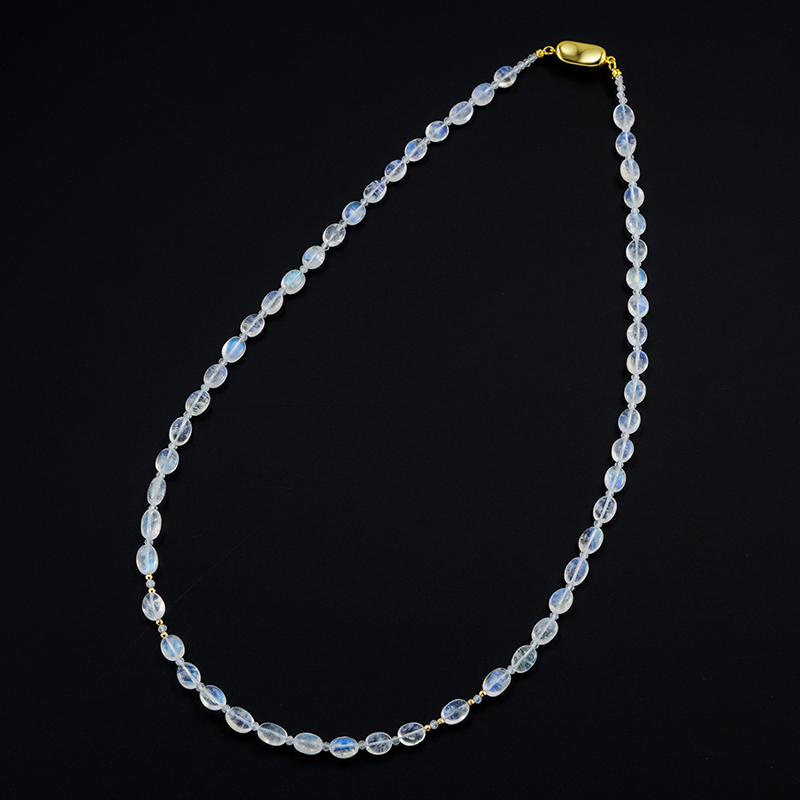 SV/K18YG ムーンストーン ネックレス MO 約54.00ct