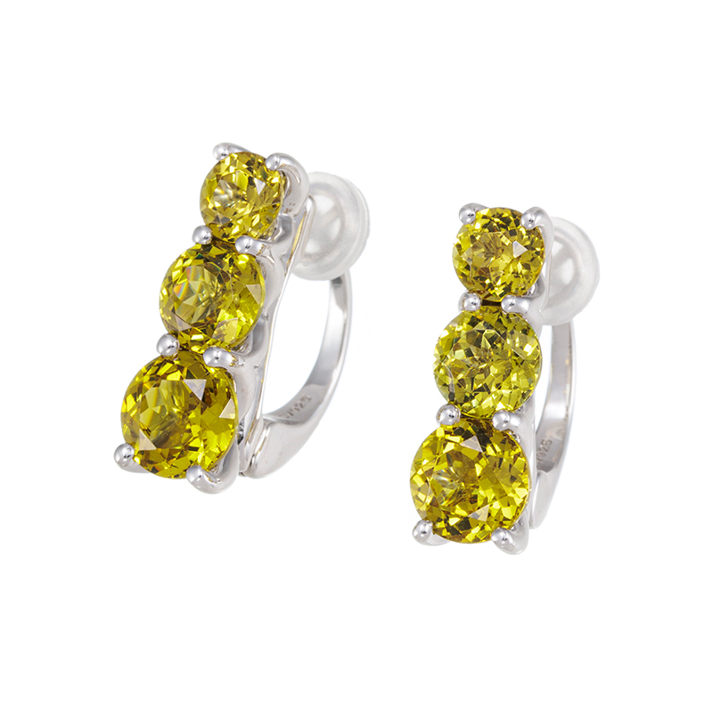 パラジウムシルバー950 マリガーネット フェザータッチイヤリング GA 約4.00ct