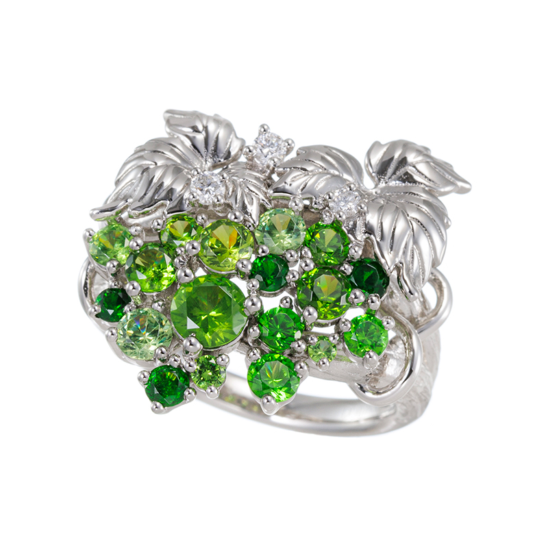 PT950 ウラル産デマントイドガーネット ダイヤ マスカット リング