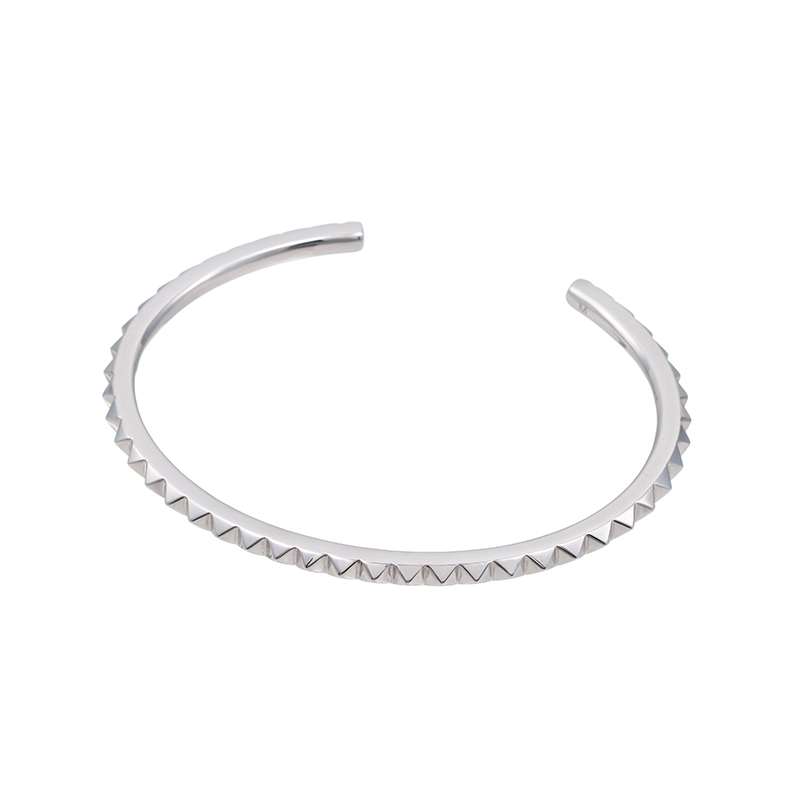 パラジウムシルバー950 スタッズ バングル Mサイズ