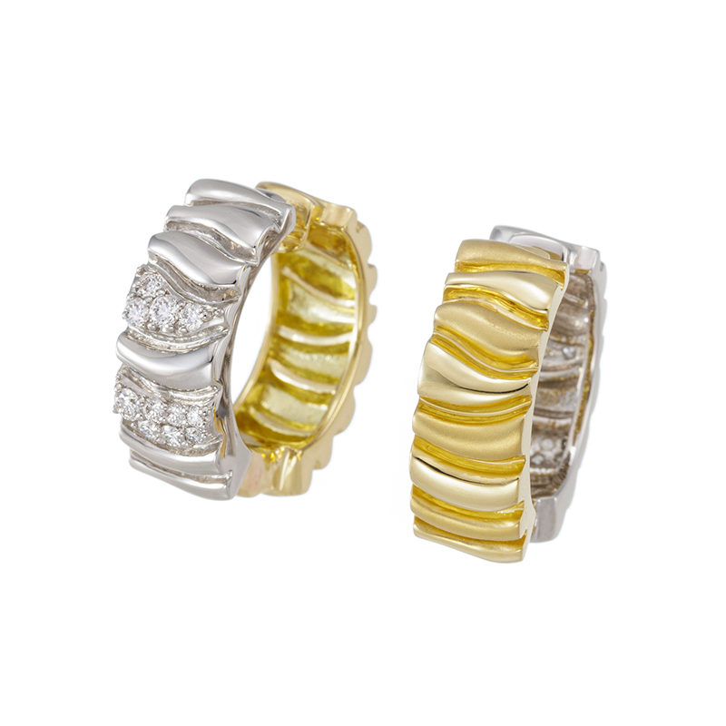 PT950/K18YG ダイヤモンド ピアリング D 約0.20ct