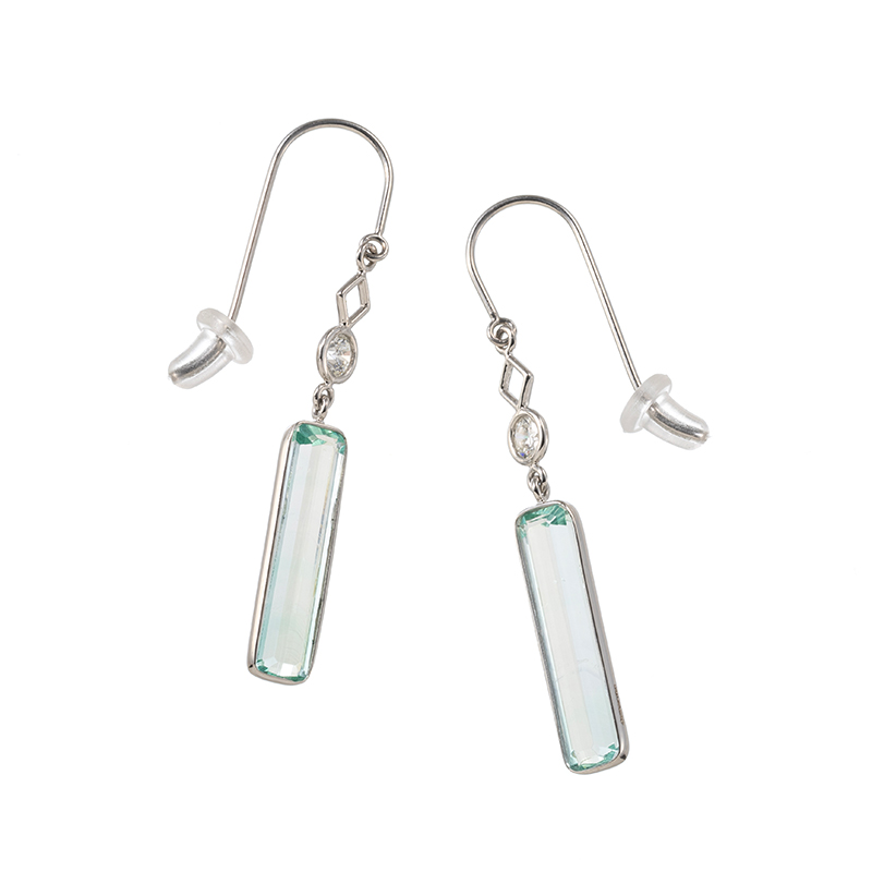 PT950 ミントカラーベリル ダイヤ ピアス BE2.46ct BE2.19ct D0.20ct