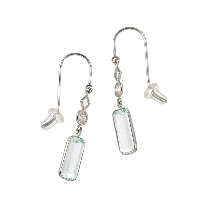 PT950 ミントカラーベリル ダイヤ ピアス BE1.58ct BE1.50ct D0.22ct