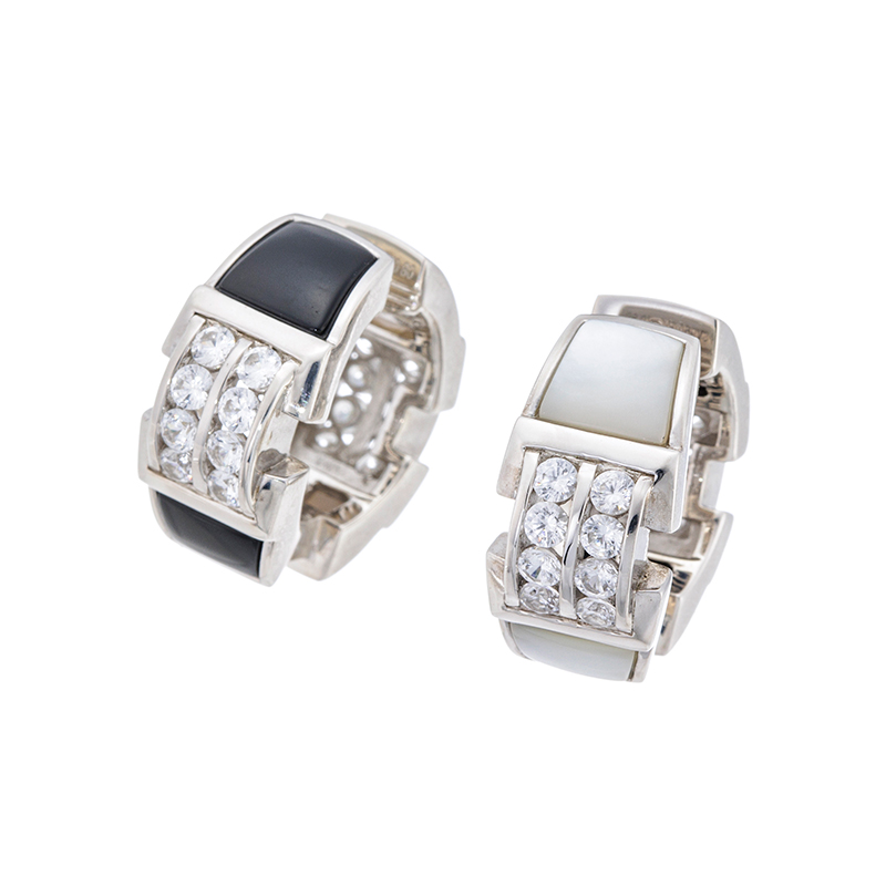 パラジウムシルバー950 オニキス 白蝶貝 天然ホワイトジルコン Mia ピアリング