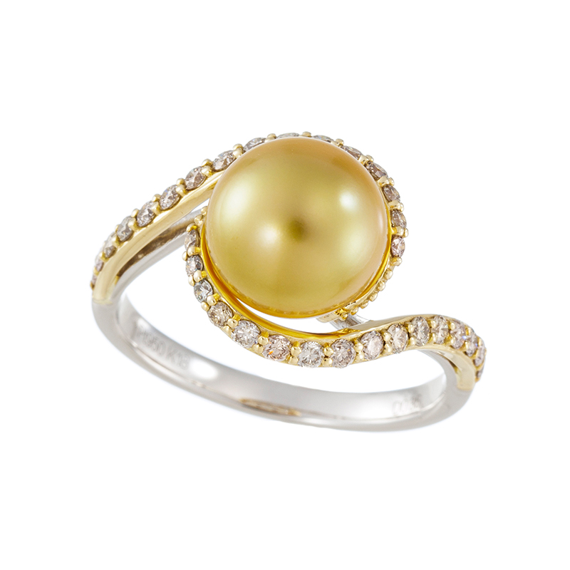 PT950/K18YG 奄美大島産ナチュラルゴールデン白蝶真珠(オーロラ茶金) ブラウンダイヤ リン