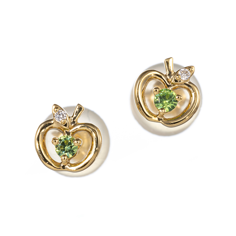 K18YG デマントイドガーネット ダイヤ ピアス DTG 約0.06ct D 約0.008ct 