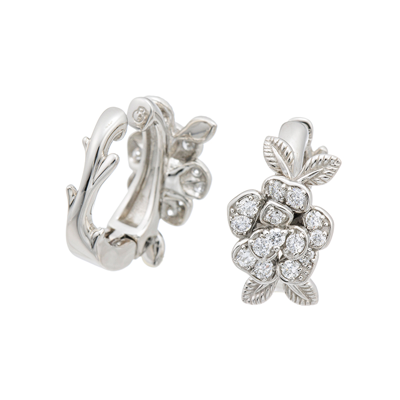 PT950 ダイヤモンド ホワイトローズ ピアリング D 約0.44ct 