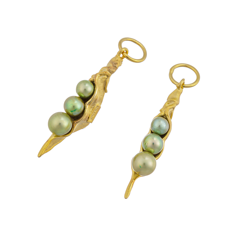 SVアコヤ真珠ピスタチオカラー(トリート)エンドウ豆モチーフチャーム