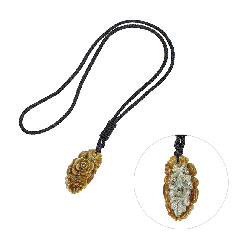 ヒスイ 彫刻 ネックレス J 79.00ct