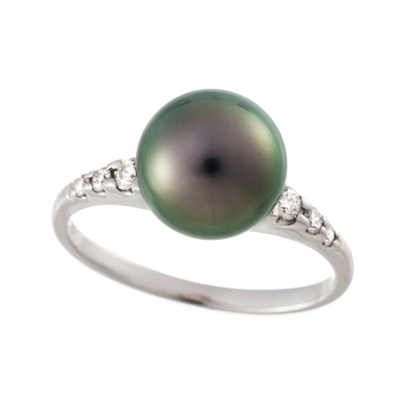 PT900 極選 ナチュラルグリーンカラー 黒蝶真珠(オーロララグーン) ダイヤ リング P 約9.